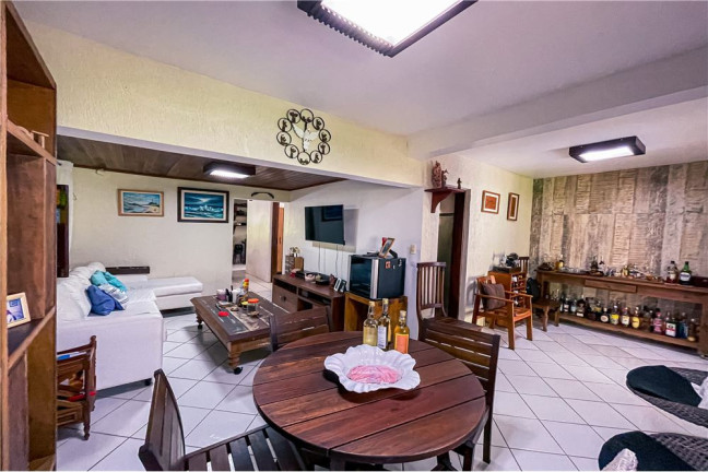 Imagem Casa com 4 Quartos à Venda, 2.000 m² em Itacimirim - Camaçari Imagem Casa com 4 Quartos à Venda, 2.000 m² em Itacimirim - Camaçari