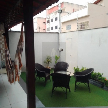 Imagem Casa com 3 Quartos à Venda, 150 m² em Nova Parnamirim - Parnamirim Imagem Casa com 3 Quartos à Venda, 150 m² em Nova Parnamirim - Parnamirim