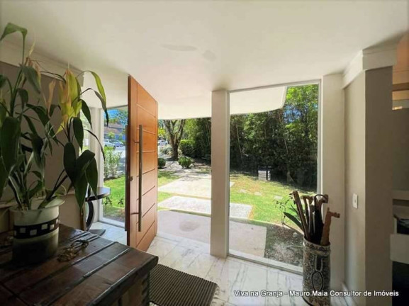 Imagem Casa de Condomínio com 4 Quartos à Venda, 1.397 m² em Altos De São Fernando - Jandira