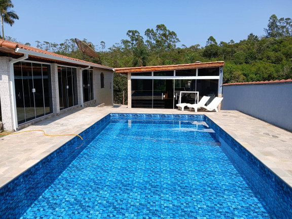 Chácara com 3 Quartos à Venda, 190 m² em Sorocamirim - Ibiúna