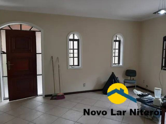Imagem Casa com 4 Quartos à Venda, 210 m² em Fonseca - Niterói Imagem Casa com 4 Quartos à Venda, 210 m² em Fonseca - Niterói