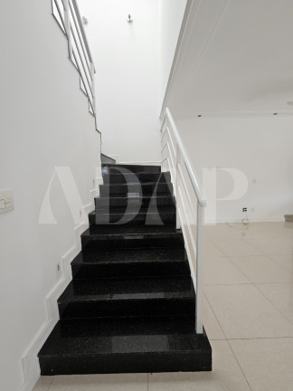Imagem Casa com 4 Quartos para Alugar, 230 m² em Vargem Pequena - Rio De Janeiro