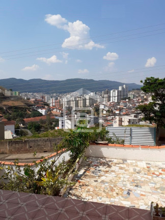 Imagem Casa com 2 Quartos à Venda, 289 m² em Santa ângela - Poços De Caldas