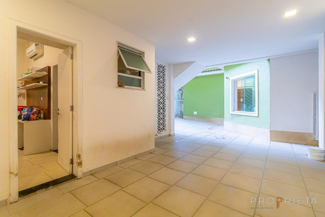 Imagem Casa de Condomínio com 4 Quartos à Venda, 525 m² em Humaita - Rio De Janeiro