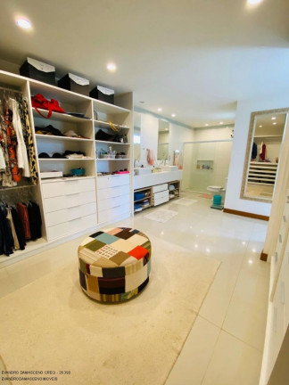 Imagem Casa com 6 Quartos à Venda, 1.300 m² em Portão - Lauro De Freitas Imagem Casa com 6 Quartos à Venda, 1.300 m² em Portão - Lauro De Freitas
