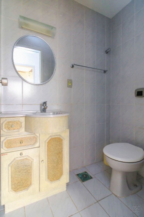 Imagem Imóvel com 2 Quartos à Venda, 56 m² em Cristal - Porto Alegre Imagem Imóvel com 2 Quartos à Venda, 56 m² em Cristal - Porto Alegre