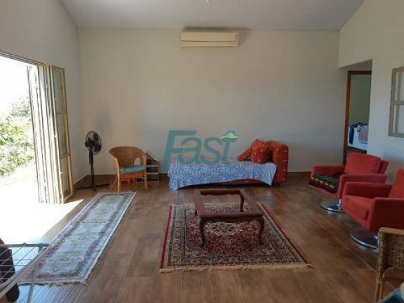 Imagem Casa com 3 Quartos à Venda, 200 m² em Chapada Dos Guimarães Imagem Casa com 3 Quartos à Venda, 200 m² em Chapada Dos Guimarães