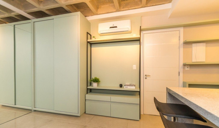 Imagem Imóvel com 1 Quarto à Venda, 47 m² em Centro Histórico - Porto Alegre Imagem Imóvel com 1 Quarto à Venda, 47 m² em Centro Histórico - Porto Alegre