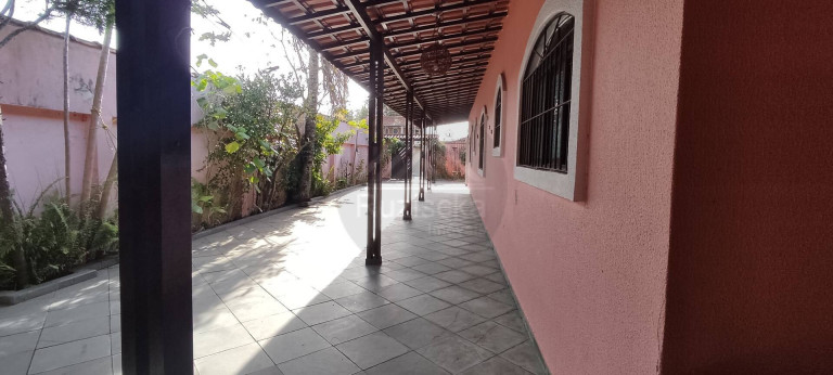 Imagem Casa com 2 Quartos à Venda, 260 m² em Balneario Gaivotas - Itanhaém Imagem Casa com 2 Quartos à Venda, 260 m² em Balneario Gaivotas - Itanhaém