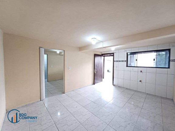 Imagem Kitnet com 1 Quarto para Alugar, 40 m² em Fosforo - Irati Imagem Kitnet com 1 Quarto para Alugar, 40 m² em Fosforo - Irati