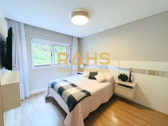 Imagem Apartamento com 4 Quartos à Venda, 250 m² em Atiradores - Joinville