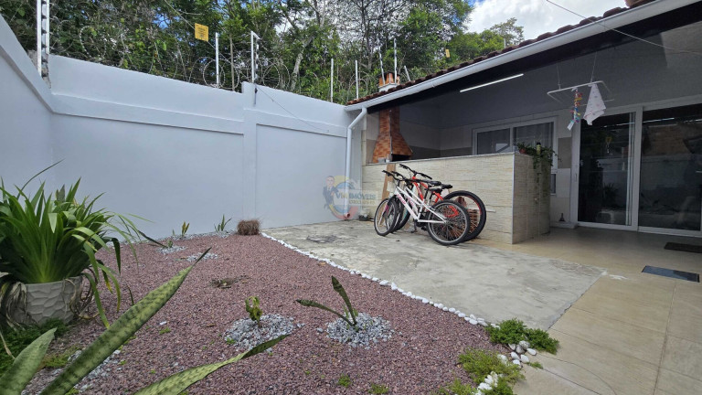 Imagem Casa com 3 Quartos à Venda, 250 m² em Tarumã - Manaus Imagem Casa com 3 Quartos à Venda, 250 m² em Tarumã - Manaus