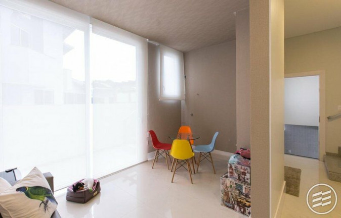 Imagem Casa com 4 Quartos à Venda, 730 m² em Estados - Balneário Camboriú Imagem Casa com 4 Quartos à Venda, 730 m² em Estados - Balneário Camboriú