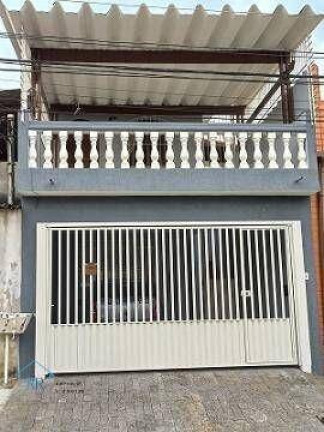 Sobrado com 3 Quartos à Venda, 213 m² em Utinga - Santo André