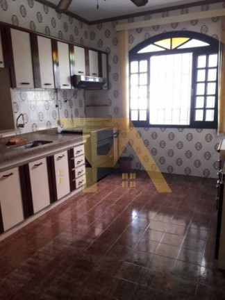 Imagem Imóvel com 2 Quartos à Venda, 184 m² em Jardim Atlântico - Florianópolis Imagem Imóvel com 2 Quartos à Venda, 184 m² em Jardim Atlântico - Florianópolis