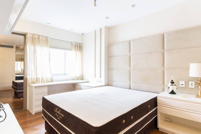 Imagem Apartamento com 3 Quartos à Venda, em Ipanema - Rio De Janeiro Imagem Apartamento com 3 Quartos à Venda, em Ipanema - Rio De Janeiro