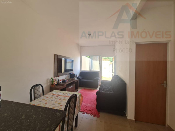 Imagem Casa com 2 Quartos à Venda, 47 m² em Planalto - Mateus Leme