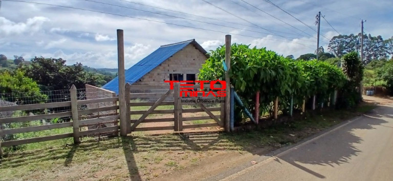 Imagem Imóvel com 2 Quartos à Venda, 145 m² em Zona Rural - Dom Viçoso Imagem Imóvel com 2 Quartos à Venda, 145 m² em Zona Rural - Dom Viçoso