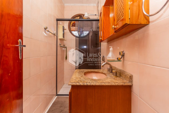 Imagem Sobrado com 5 Quartos à Venda, 200 m² em Vila Nova - São Paulo Imagem Sobrado com 5 Quartos à Venda, 200 m² em Vila Nova - São Paulo