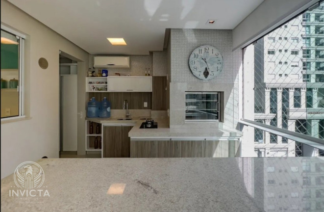 Imagem Apartamento com 3 Quartos à Venda, 151 m² em Centro - Balneário Camboriú Imagem Apartamento com 3 Quartos à Venda, 151 m² em Centro - Balneário Camboriú