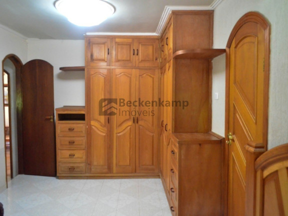 Imagem Casa com 10 Quartos à Venda, em Varjão - Piraí Imagem Casa com 10 Quartos à Venda, em Varjão - Piraí