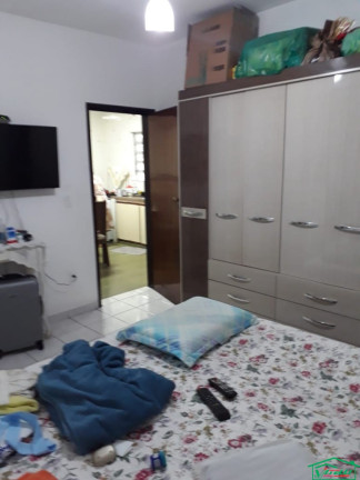 Imagem Sobrado com 4 Quartos à Venda, em Parque Sevilha - São Paulo Imagem Sobrado com 4 Quartos à Venda, em Parque Sevilha - São Paulo