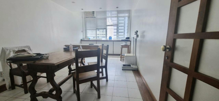 Imagem Apartamento com 1 Quarto à Venda, 45 m² em Copacabana - Rio De Janeiro