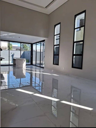 Imagem Casa com 3 Quartos à Venda, 300 m² em Caçapava Imagem Casa com 3 Quartos à Venda, 300 m² em Caçapava