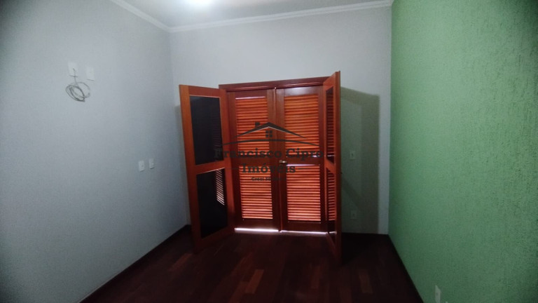 Imagem Casa com 3 Quartos à Venda, 387 m² em Portal Das Colinas - Guaratinguetá Imagem Casa com 3 Quartos à Venda, 387 m² em Portal Das Colinas - Guaratinguetá