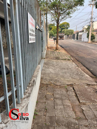 Imagem Casa com 3 Quartos à Venda, 360 m² em Maringá Imagem Casa com 3 Quartos à Venda, 360 m² em Maringá