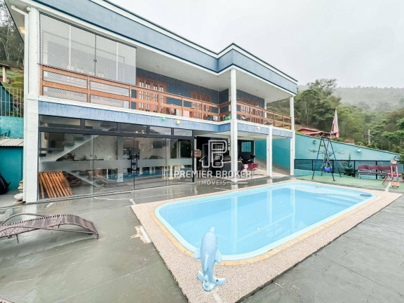 Casa com 3 Quartos à Venda, 200 m² em Albuquerque - Teresópolis