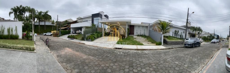 Imagem Casa com 3 Quartos à Venda, 1 m² em Glória - Joinville Imagem Casa com 3 Quartos à Venda, 1 m² em Glória - Joinville
