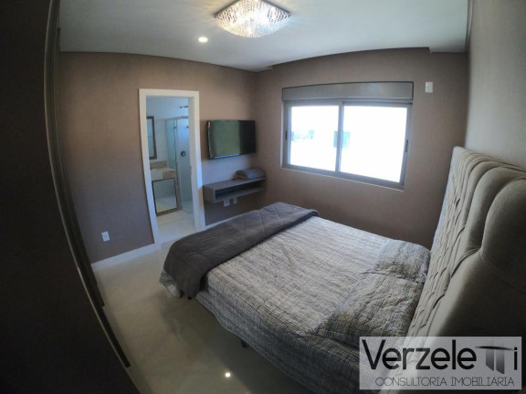 Imagem Apartamento com 4 Quartos para Alugar, 183 m² em Centro - Balneário Camboriú