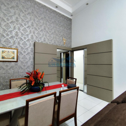 Imagem Casa com 3 Quartos à Venda, 191 m² em Parque Das árvores Ii - Birigui Imagem Casa com 3 Quartos à Venda, 191 m² em Parque Das árvores Ii - Birigui