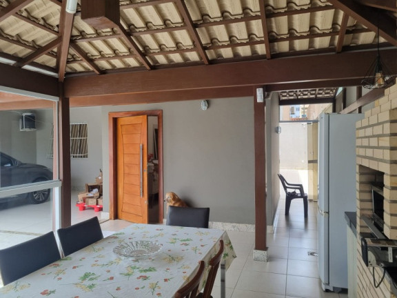 Imagem Casa com 3 Quartos à Venda, 130 m² em Colina De Laranjeiras - Serra