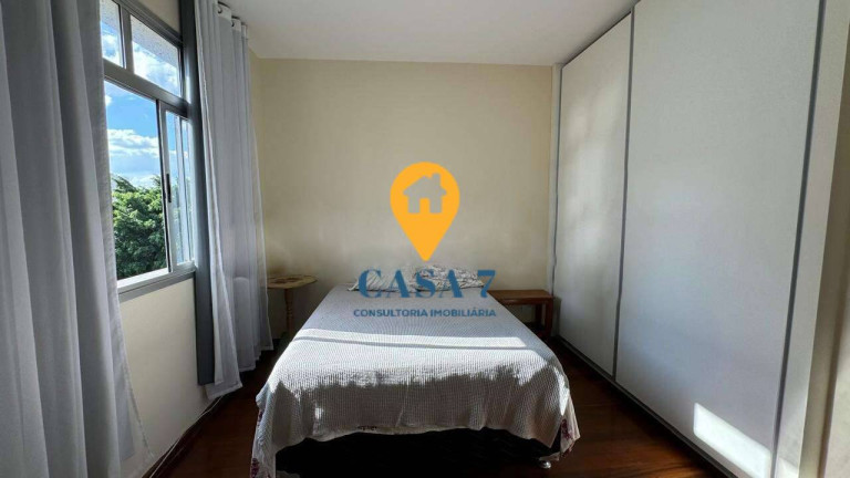Imagem Apartamento com 3 Quartos à Venda, 95 m² em Santo Antônio - Belo Horizonte Imagem Apartamento com 3 Quartos à Venda, 95 m² em Santo Antônio - Belo Horizonte