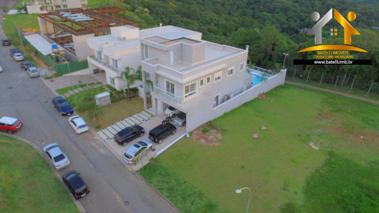 Imagem Casa de Condomínio com 3 Quartos à Venda, 336 m² em Alphaville - Santana De Parnaíba Imagem Casa de Condomínio com 3 Quartos à Venda, 336 m² em Alphaville - Santana De Parnaíba