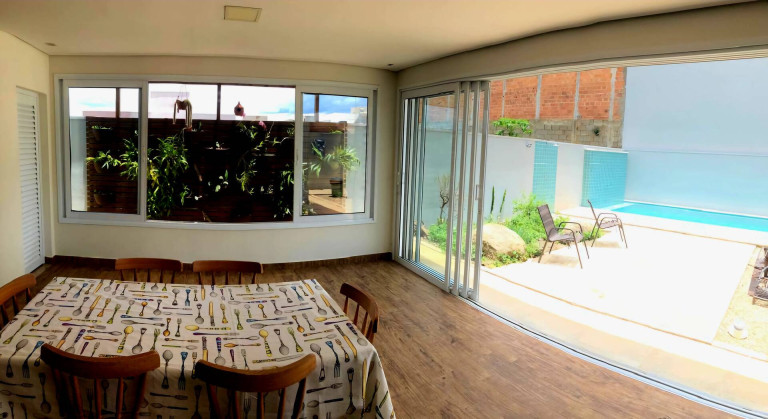Imagem Casa com 3 Quartos à Venda, 300 m² em São João Da Boa Vista Imagem Casa com 3 Quartos à Venda, 300 m² em São João Da Boa Vista