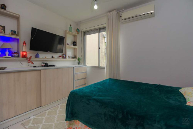 Imagem Apartamento com 2 Quartos à Venda, 50 m² em Vila Nova - Porto Alegre