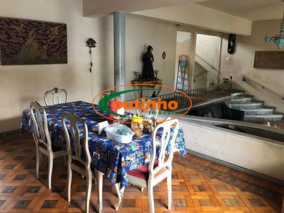Imagem Casa com 6 Quartos à Venda, 367 m² em Tijuca - Rio De Janeiro Imagem Casa com 6 Quartos à Venda, 367 m² em Tijuca - Rio De Janeiro