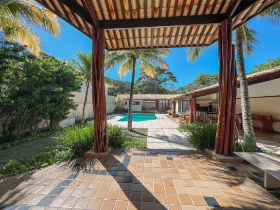 Imagem Casa com 4 Quartos à Venda, 650 m² em Itacoatiara - Niterói