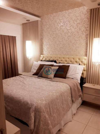 Imagem Apartamento com 4 Quartos à Venda, 156 m² em Charitas - Niterói