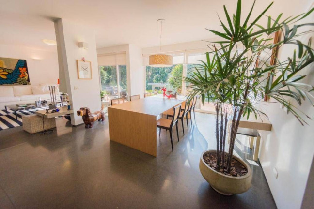 Imagem Casa com 3 Quartos à Venda, 698 m² em Granja Viana - Cotia Imagem Casa com 3 Quartos à Venda, 698 m² em Granja Viana - Cotia