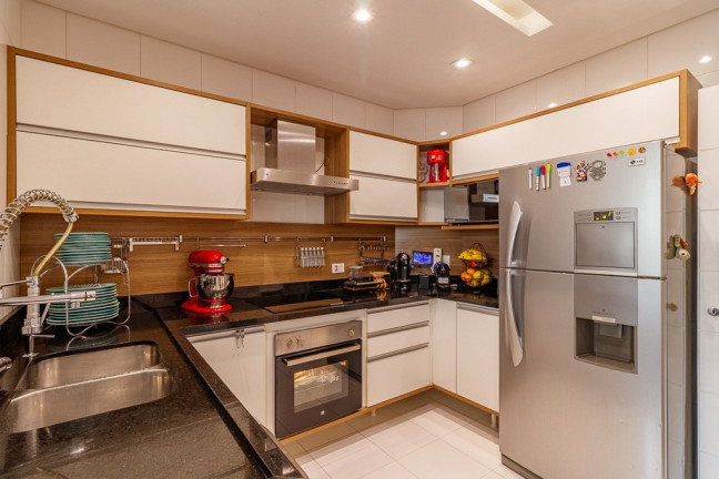 Imagem Apartamento com 3 Quartos à Venda, 137 m² em Vila Suzana - São Paulo Imagem Apartamento com 3 Quartos à Venda, 137 m² em Vila Suzana - São Paulo