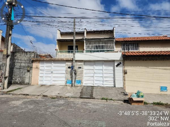 Imagem Casa com 3 Quartos à Venda, 187 m² em Rachel De Queiroz - Fortaleza Imagem Casa com 3 Quartos à Venda, 187 m² em Rachel De Queiroz - Fortaleza