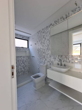 Imagem Casa de Condomínio com 4 Quartos à Venda, 268 m² em Recreio Dos Bandeirantes - Rio De Janeiro Imagem Casa de Condomínio com 4 Quartos à Venda, 268 m² em Recreio Dos Bandeirantes - Rio De Janeiro