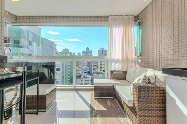 Imagem Apartamento com 3 Quartos à Venda, 116 m² em Meia Praia - Itapema Imagem Apartamento com 3 Quartos à Venda, 116 m² em Meia Praia - Itapema