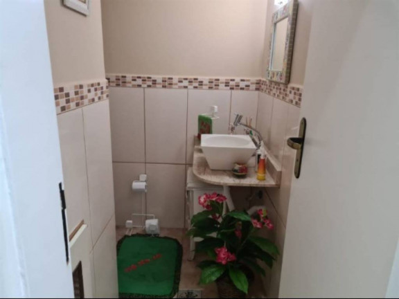 Imagem Casa à Venda, em Centro - Guaruja Imagem Casa à Venda, em Centro - Guaruja