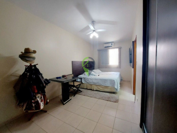 Imagem Casa com 3 Quartos à Venda, 236 m² em Campo Grande - Santos Imagem Casa com 3 Quartos à Venda, 236 m² em Campo Grande - Santos