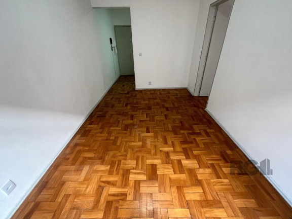 Imagem Apartamento com 1 Quarto à Venda, 40 m² em Centro Histórico - Porto Alegre Imagem Apartamento com 1 Quarto à Venda, 40 m² em Centro Histórico - Porto Alegre